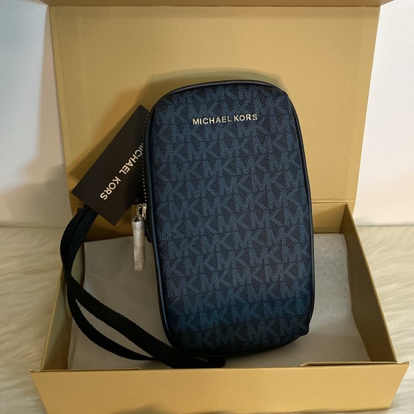 Michael Kors Men’s 3 in 1 Cooper Phone Pouch Blue MK Monogram Canvas - Picture 6 of 10
